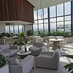 2 Bedroom Luxurious Family Apartment On 40Th Floor With Amazing Ocean Coastline Broadbeach Gold Coast Gc40