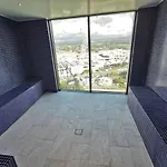 2 Bedroom Luxurious Family Apartment On 40Th Floor With Amazing Ocean Coastline Broadbeach Gold Coast Gc40