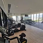 2 Bedroom Luxurious Family Apartment On 40Th Floor With Amazing Ocean Coastline Broadbeach Gold Coast Gc40